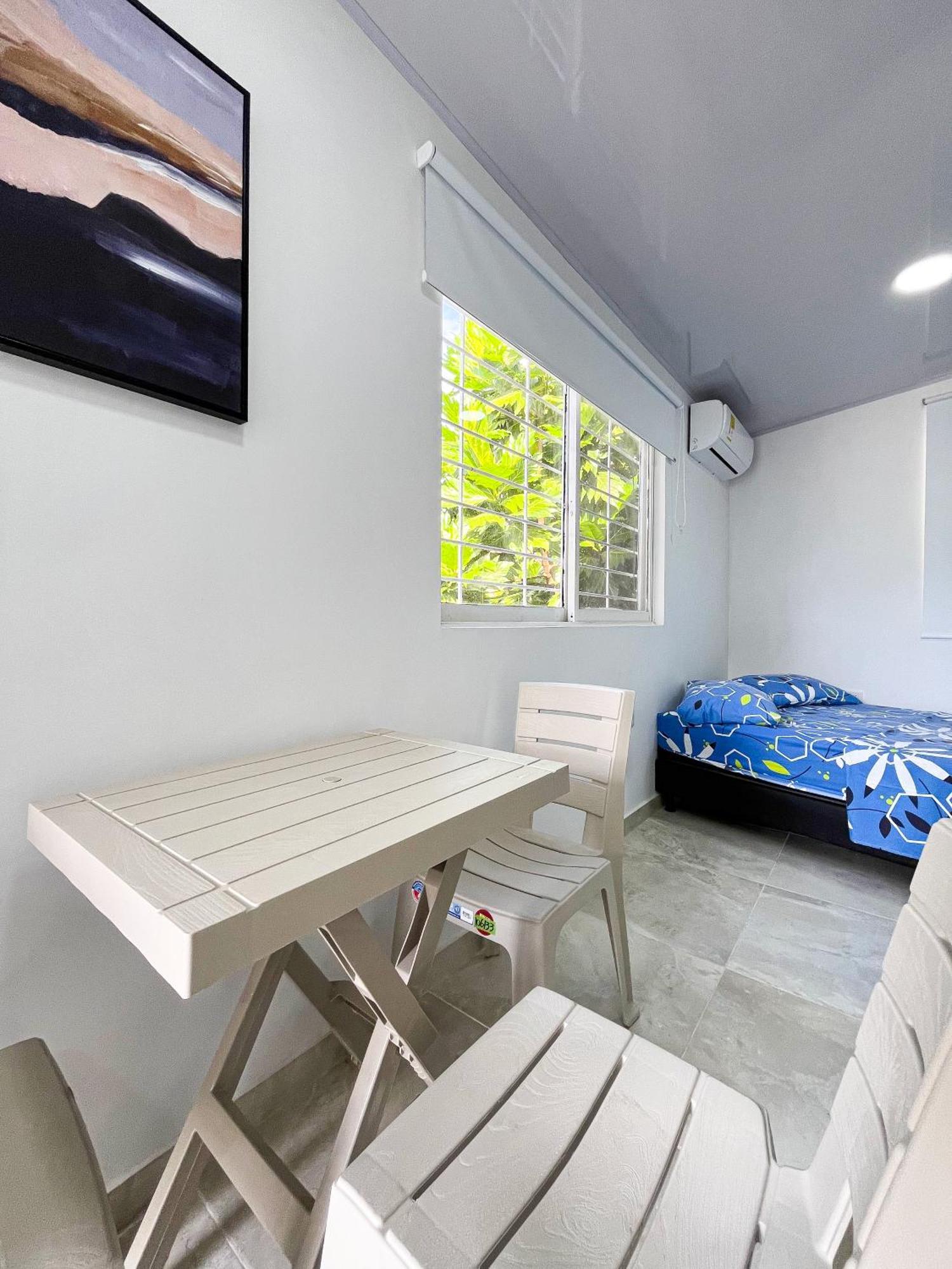 Miss Yasmin Place San Andrés エクステリア 写真